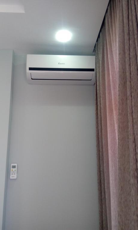 Apartament Gia Батуми Екстериор снимка