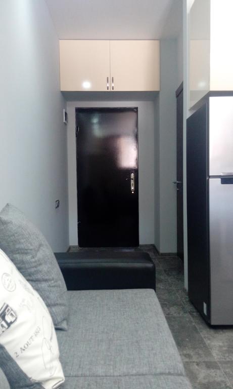 Apartament Gia Батуми Екстериор снимка