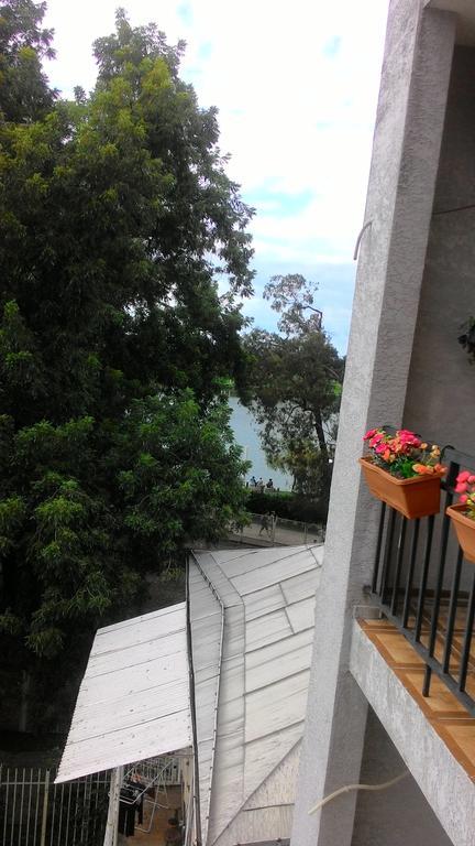 Apartament Gia Батуми Екстериор снимка