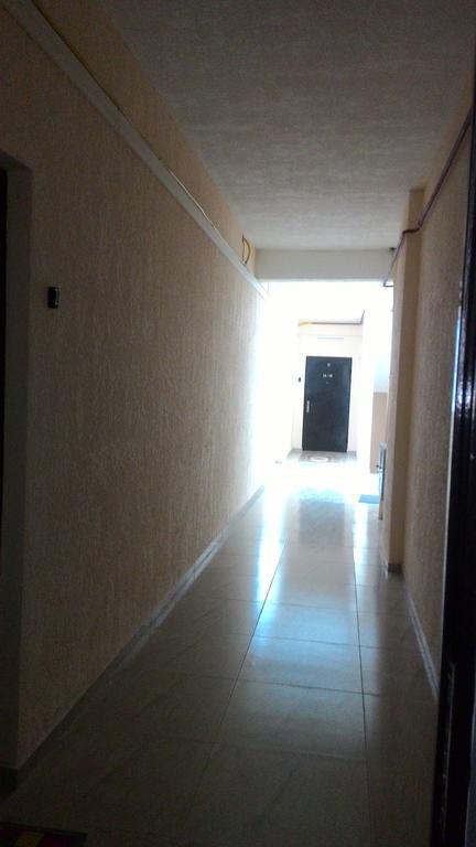 Apartament Gia Батуми Екстериор снимка